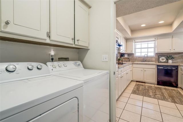 325 Choctaw Place, Yukon, OK 73099