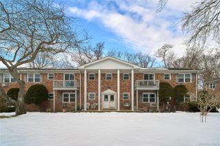 230 Fairharbor Drive 230, Patchogue, NY 11772