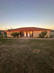 120 Don Propp Road, Azle, TX 76020