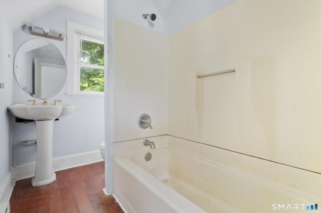 101 Meridian Street, Meriden, CT 06451