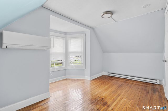 101 Meridian Street, Meriden, CT 06451