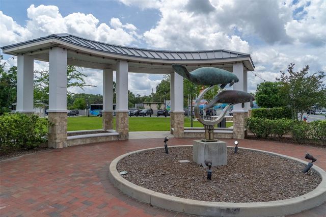 1218 SE 5TH AVENUE, Crystal River, FL 34429