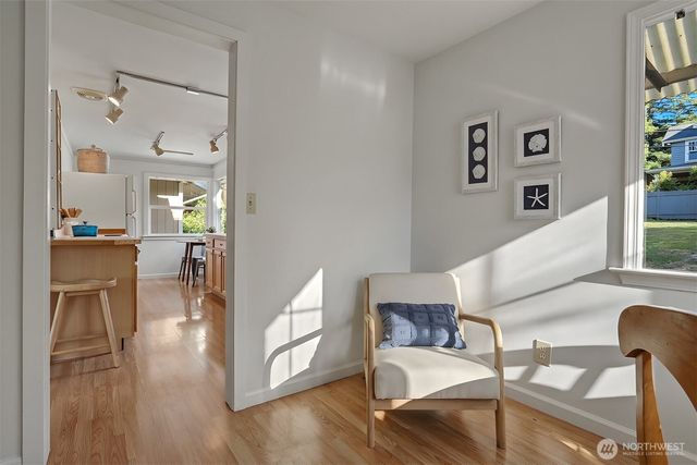 8011 SE 57th Street, Mercer Island, WA 98040