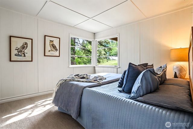 8011 SE 57th Street, Mercer Island, WA 98040
