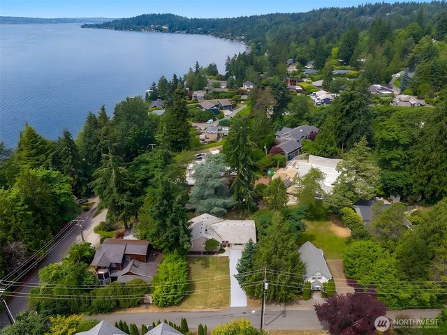 8011 SE 57th Street, Mercer Island, WA 98040