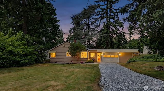 8011 SE 57th Street, Mercer Island, WA 98040
