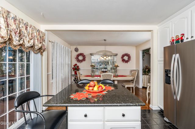 3016 Williamsburg Drive, Guilderland, NY 12303