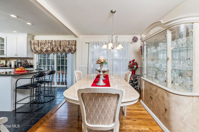 3016 Williamsburg Drive, Guilderland, NY 12303