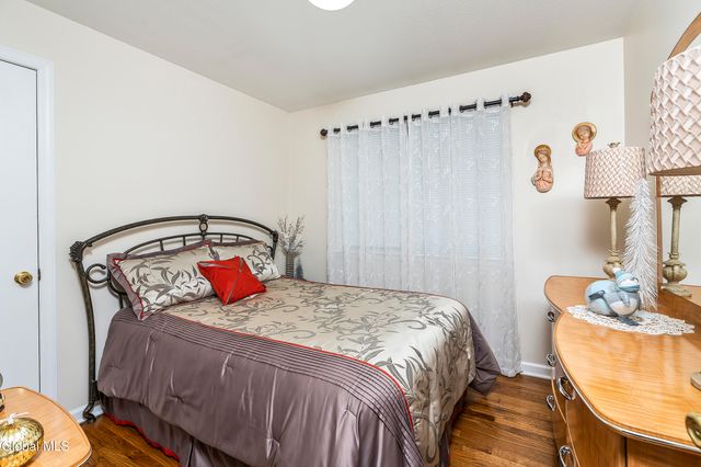 3016 Williamsburg Drive, Guilderland, NY 12303