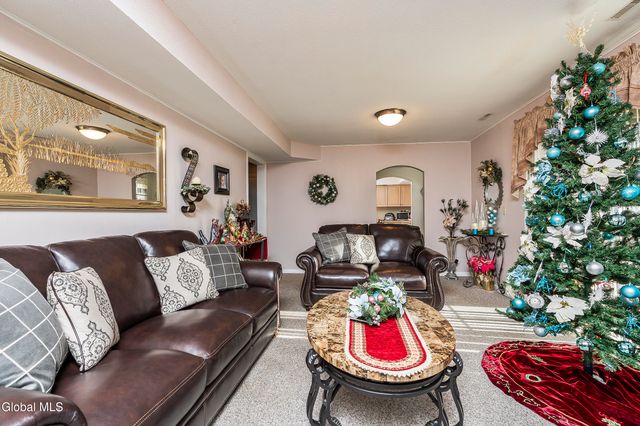 3016 Williamsburg Drive, Guilderland, NY 12303