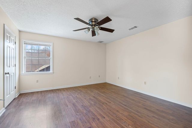 7038 HUNTCLIFF CV, Germantown, TN 38138