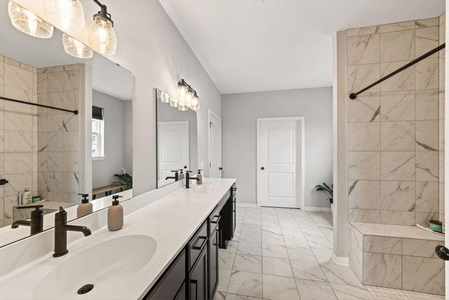 2260 Lonnie Lane, Sun Prairie, WI 53590