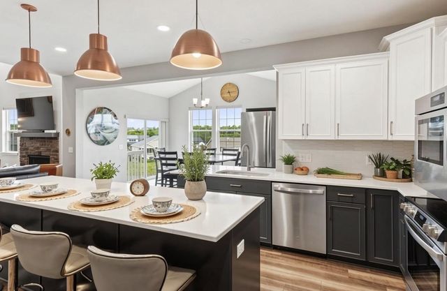 2260 Lonnie Lane, Sun Prairie, WI 53590
