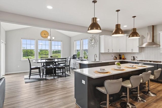 2260 Lonnie Lane, Sun Prairie, WI 53590