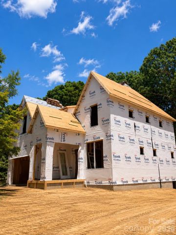 7207 Benita Drive, Charlotte, NC 28212