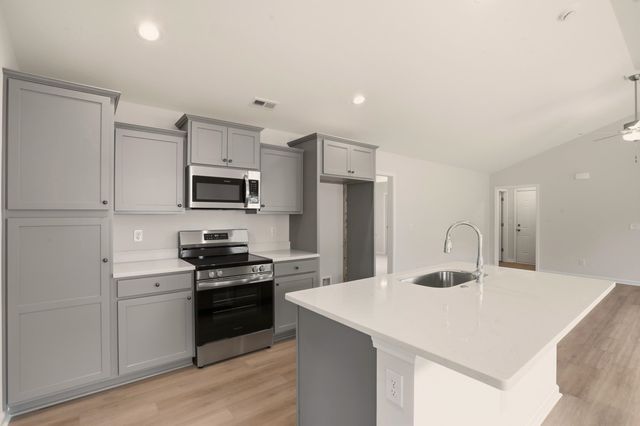 55 Bennington Ct, Georgetown, SC 29440