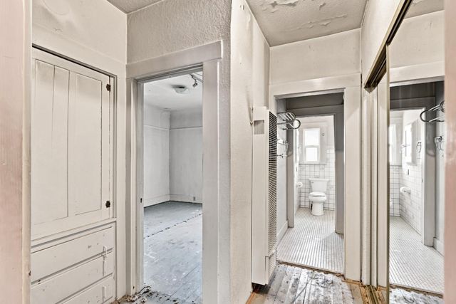 3161 T St, Sacramento, CA 95816