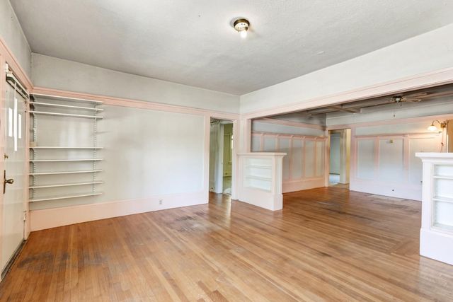 3161 T St, Sacramento, CA 95816