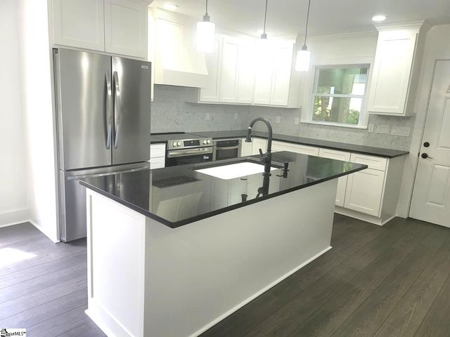 38 Spring Street, Pelzer, SC 29669
