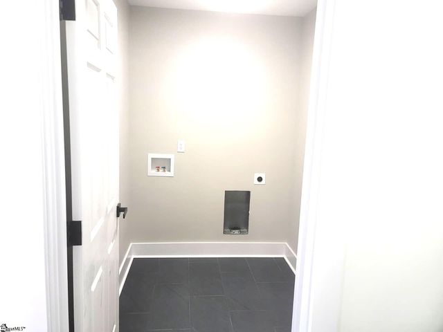 38 Spring Street, Pelzer, SC 29669