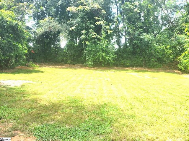 38 Spring Street, Pelzer, SC 29669