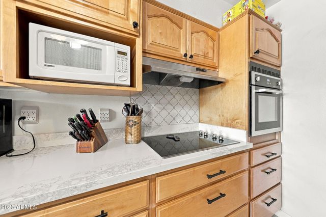 10909 W ROUNDELAY Circle, Sun City, AZ 85351