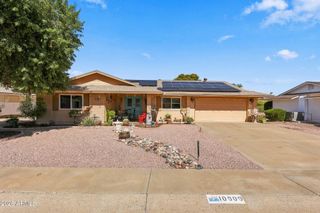 10909 W ROUNDELAY Circle, Sun City, AZ 85351