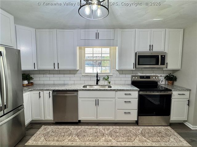 1292 Scott Depot Road, Scott Depot, WV 25560