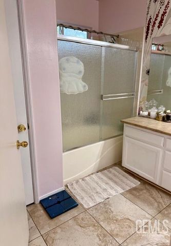 11310 Presidential Road, Bakersfield, CA 93312