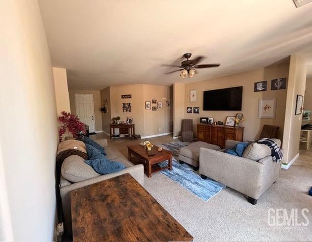 11310 Presidential Road, Bakersfield, CA 93312