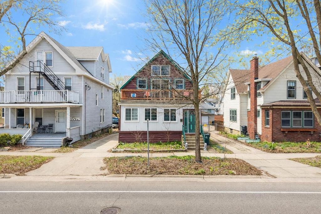 1130 Gorham Street, Madison, WI 53703