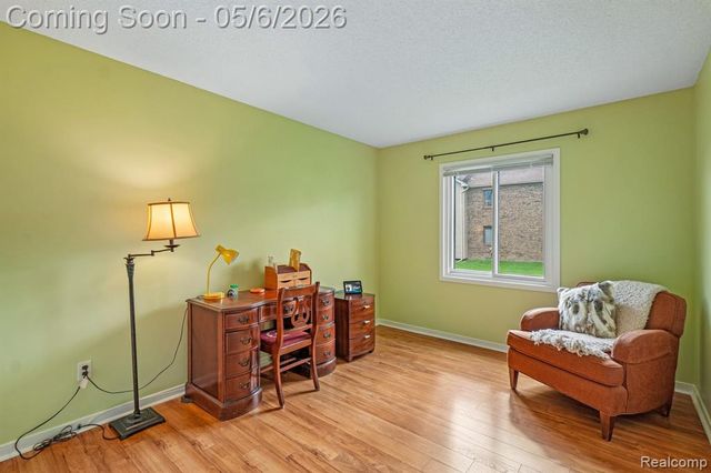 7132 Clements, West Bloomfield, MI 48322