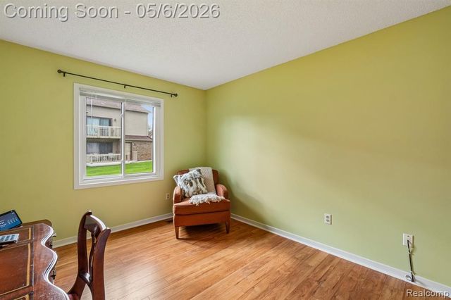 7132 Clements, West Bloomfield, MI 48322