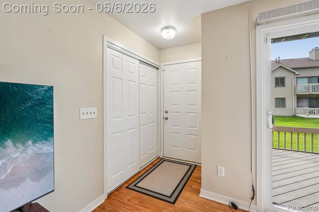 7132 Clements, West Bloomfield, MI 48322