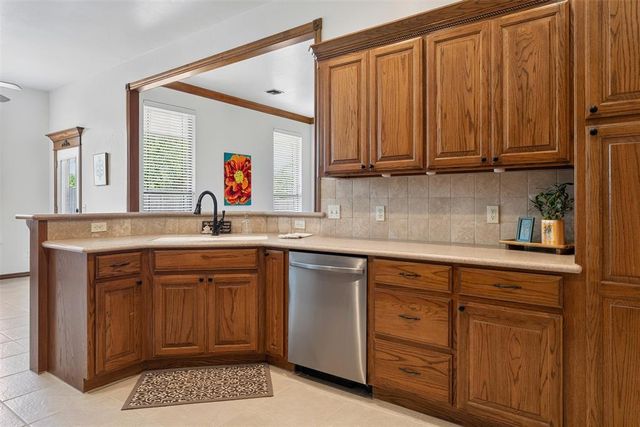 4209 Scissortail Drive, Yukon, OK 73099