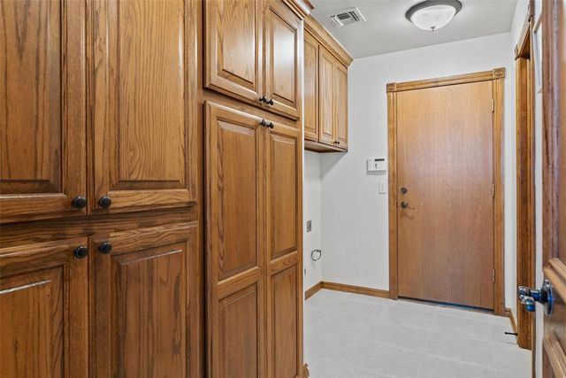 4209 Scissortail Drive, Yukon, OK 73099