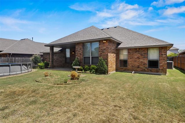 4209 Scissortail Drive, Yukon, OK 73099