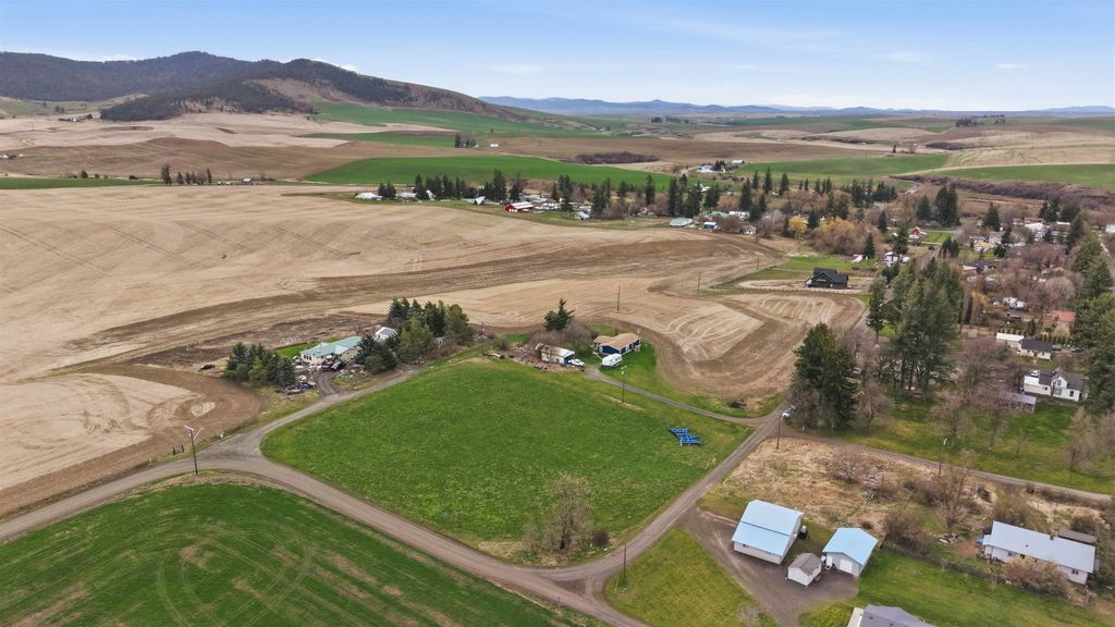 XXXX N Vine St, Latah, WA 99018 photo 12