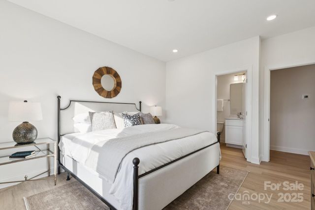 5399 & 5403 Toano Road, Charlotte, NC 28215