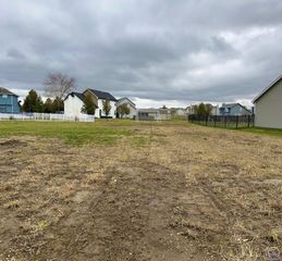 0000 SW 24th TER, Topeka, KS 66614