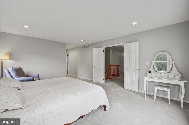 3 MONROE CT, Plainsboro, NJ 08536