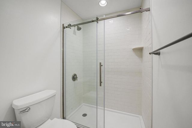 3 MONROE CT, Plainsboro, NJ 08536