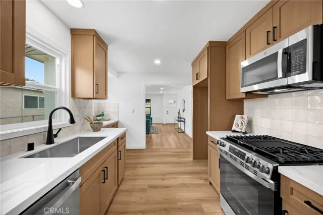 2014 Easy Avenue, Long Beach, CA 90810