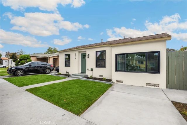 2014 Easy Avenue, Long Beach, CA 90810