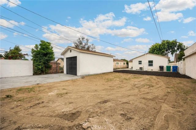 2014 Easy Avenue, Long Beach, CA 90810
