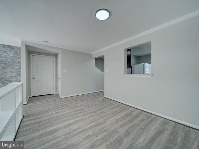24 KEEPSAKE PL, Waldorf, MD 20602