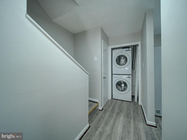 24 KEEPSAKE PL, Waldorf, MD 20602