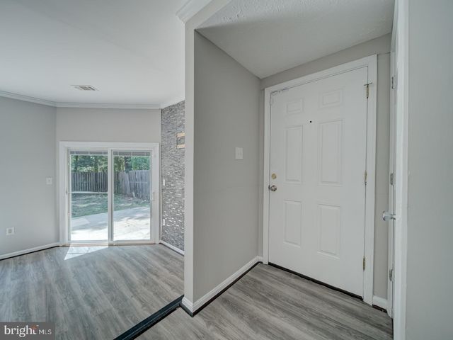 24 KEEPSAKE PL, Waldorf, MD 20602