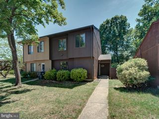 24 KEEPSAKE PL, Waldorf, MD 20602