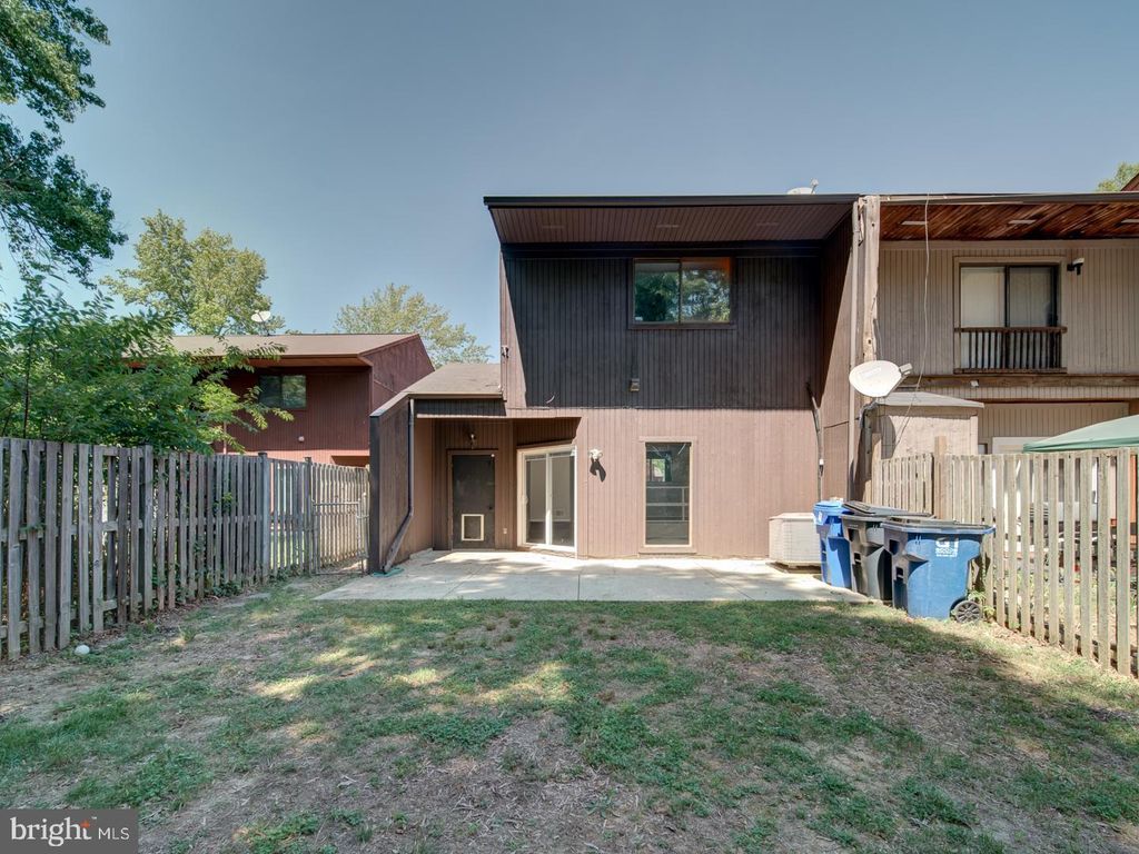 Image 39 of property listing at 24 KEEPSAKE PL, Waldorf, MD 20602